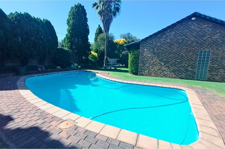 3 Bedroom Property for Sale in Vaalpark Free State
